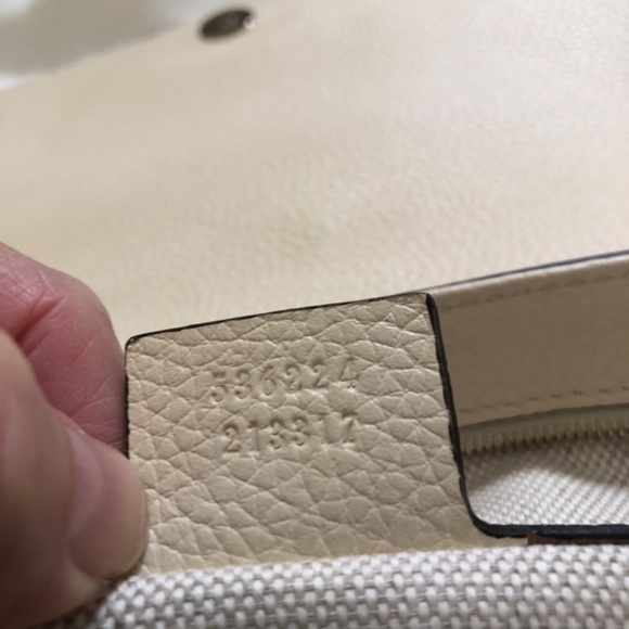 Gucci Cream Leather Shoulder Bag - Picture 14 of 16